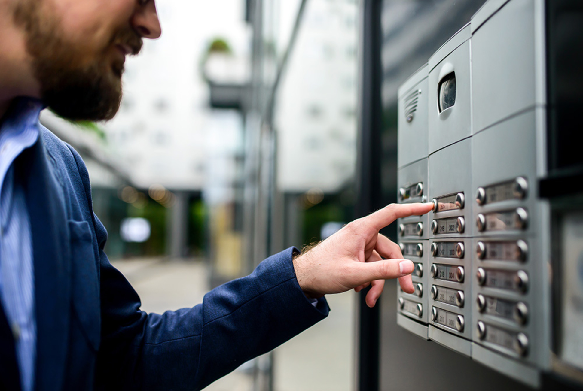 Sprech­anlagen bei Elektrotechnik Wohlrab in Eschenbach